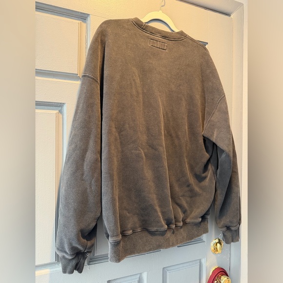 A&F washed black crew neck - Picture 6 of 11